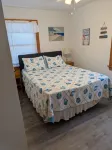 Kitty Hawk Corner Cottage 2 Blocks from the Beach! Pet Friendly!