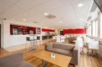 Travelodge Woking Central Hotels in Woking