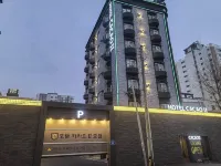 Daejeon Yongmun Kakao 2nd Branch Hotels near Oryong Station