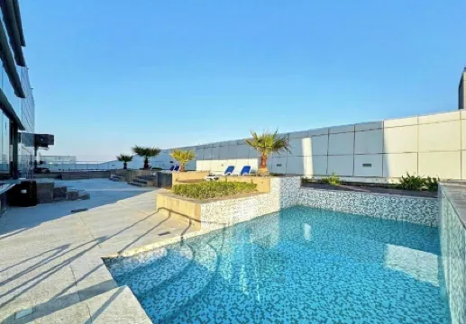 Cosmos Living Delightful Studio