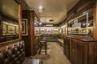 Hotel 224 & Apartments Hotels in Tshwane