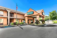 Quality Inn Downtown Hotels in Elizabethton