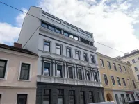 Velvet Vienna - Free Parking & EV - Near U1 Metro 10. 파보리텐 주변 호텔