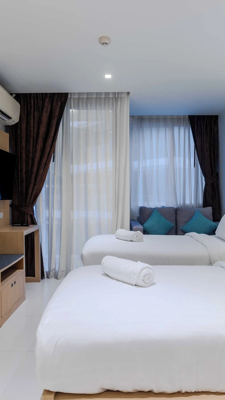 รูปภาพของโอเชียนบรีซ 1 ห้องนอน ห่างจากทะเลไม่กี่ก้าว ซี244