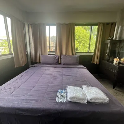 BNK89 Hostel Các khách sạn gần Chùa Wat Ratchanadda