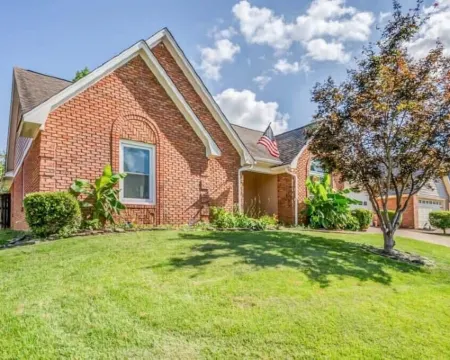 Crimson Creek Stayhouse Hotels in Cordova