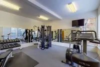 Snow Star Skylight - 3BD 3BA - Hot Tub, Gym, Walk to Ski! - Træningscentre