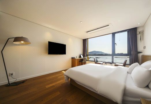 루벤스 호텔 오션뷰 이미지