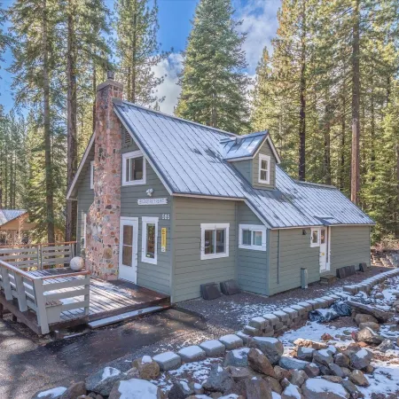 Fred's Retreat 3 Bedroom Cabin