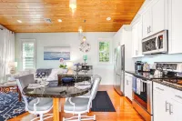 Waterfront Stuart Oasis w/ Hot Tub & Dock! - Kitchens