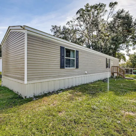 Riverfront Floral City Stay w/ Dock & Hot Tub!