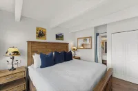 The Lodge at Lake Dillon 111 - 4-Star