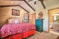 Charming Cedar City Retreat - Walk to Suu Campus! - balcony