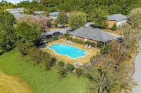 2BR w/ Seasonal Pool Access & Patio - 2-Star