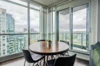 The Bayview - Downtown Toronto