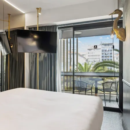 Skylark, Aluma Hotels & Resorts