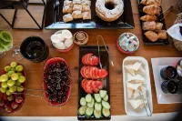 Elies 33 Bio Retreat - breakfast