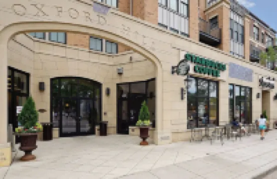 Urban Retreat- Entire House. King beds. Central location.