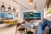 Holiday Inn LONDON - SHEPPERTON by IHG Hotel di Weybridge