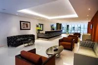 Days Inn by Wyndham Sierra de la Ventana - С баром