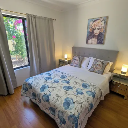 Lake Estate Stay