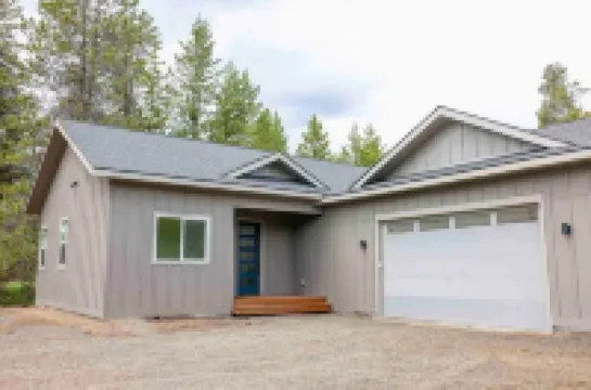 Two Primary Suites, Family & Dog Friendly