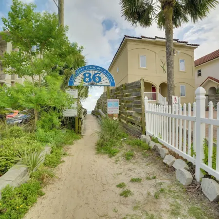 West End Home w/ Yard < 1 Mi to Beach Access!