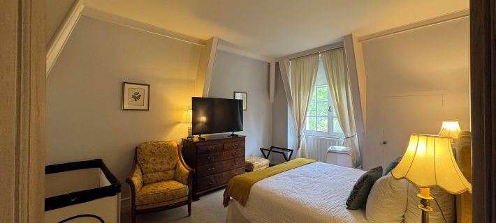 Domaine de Bize Manoir & Appartements Hotele w: Ariege