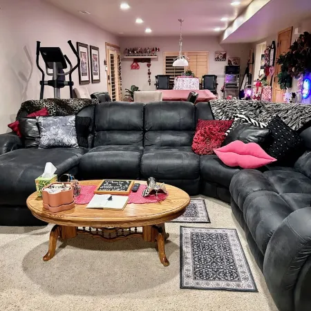 Charming 2-bedroom bacement with WiFi, AC in enjoyable Murray