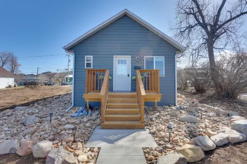 Spearfish, Sturgis Rally Cottage: Trailer Parking - Bathtub