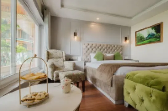 Mongas Hotel & Resort