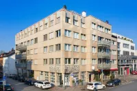 Paragon Apartments - Holiday Apartments