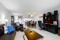 Fabulous Oceanfront Find in Flagler Beach w/Shared Pool, WiFi, Central AC, W/D
