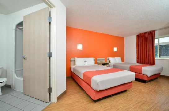 Motel 6 McKinney, TX - North