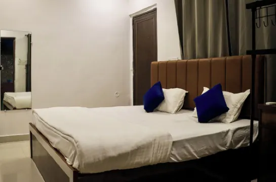 Mosaic Hostel Varanasi