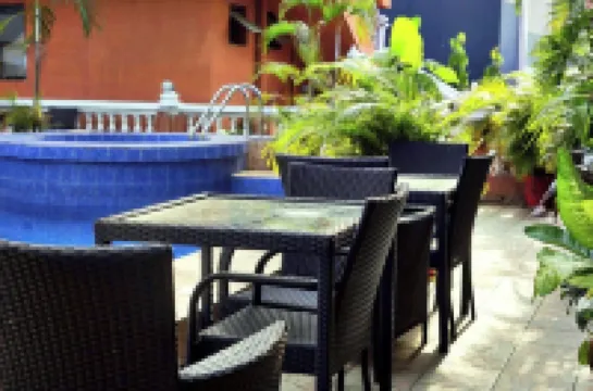 Frenezia Boutique Apart-Hotel