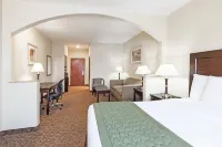 GRANDER INN & SUITES by IHG - Pet friendly
