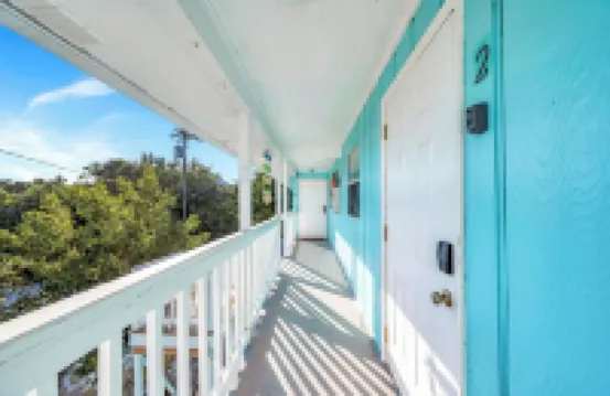 Seahorse Suites #2. Fun,Beach, Games, Memories!