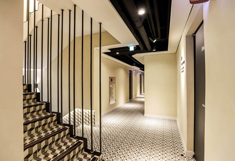 안양 호텔 문 전망