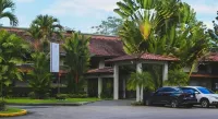 Albrook Inn - parking