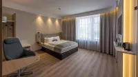 Holiday Inn Express LUZERN - KRIENS by IHG - parking