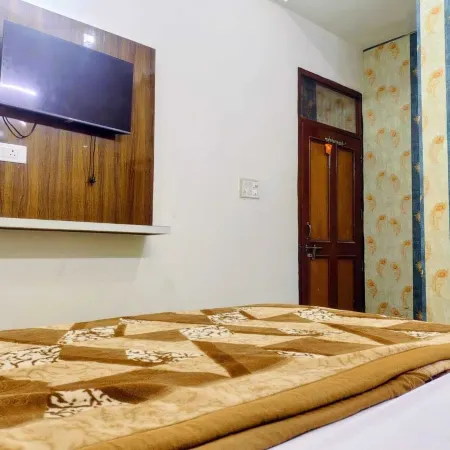 radhika comfort stay