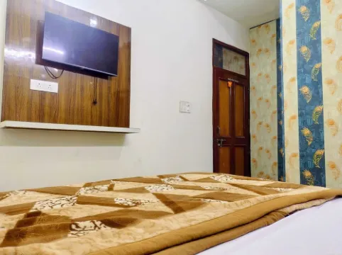 拉迪卡舒適住宿