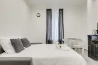 GuestReady - Apt 5 Minutes from Train Station - Condos