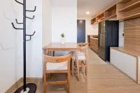 Simple and Tidy Studio Apartment Collins Boulevard By Travelio