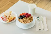 Comfort Inn & Suites Ventura Beach - breakfast