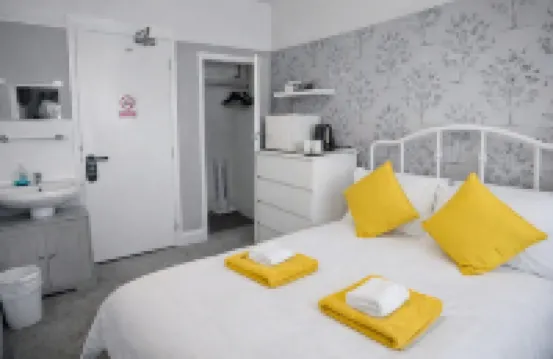 The Roslyn Guest House
