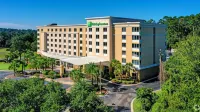 Holiday Inn & Suites 塔拉哈西會議CTR Ñ - 停車場