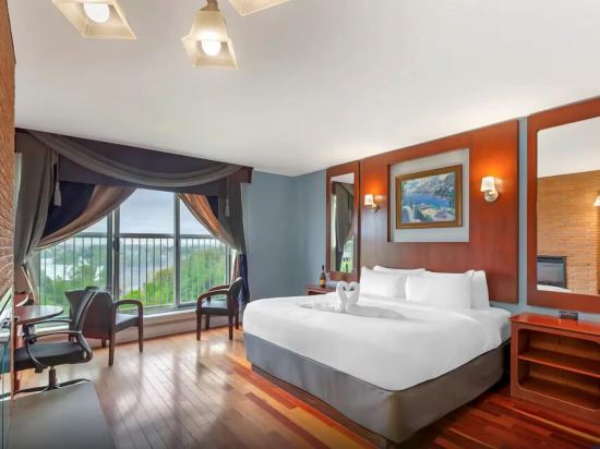 Quality Hotel Fallsview Cascade