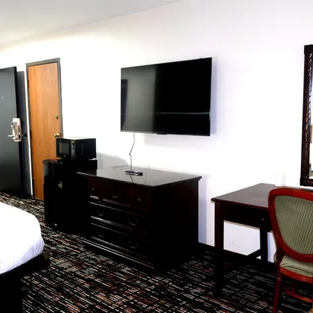 Avalon Hotel & Conference Center